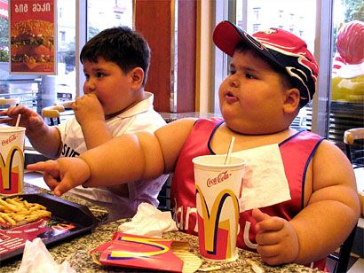 kid eating at a fastfood